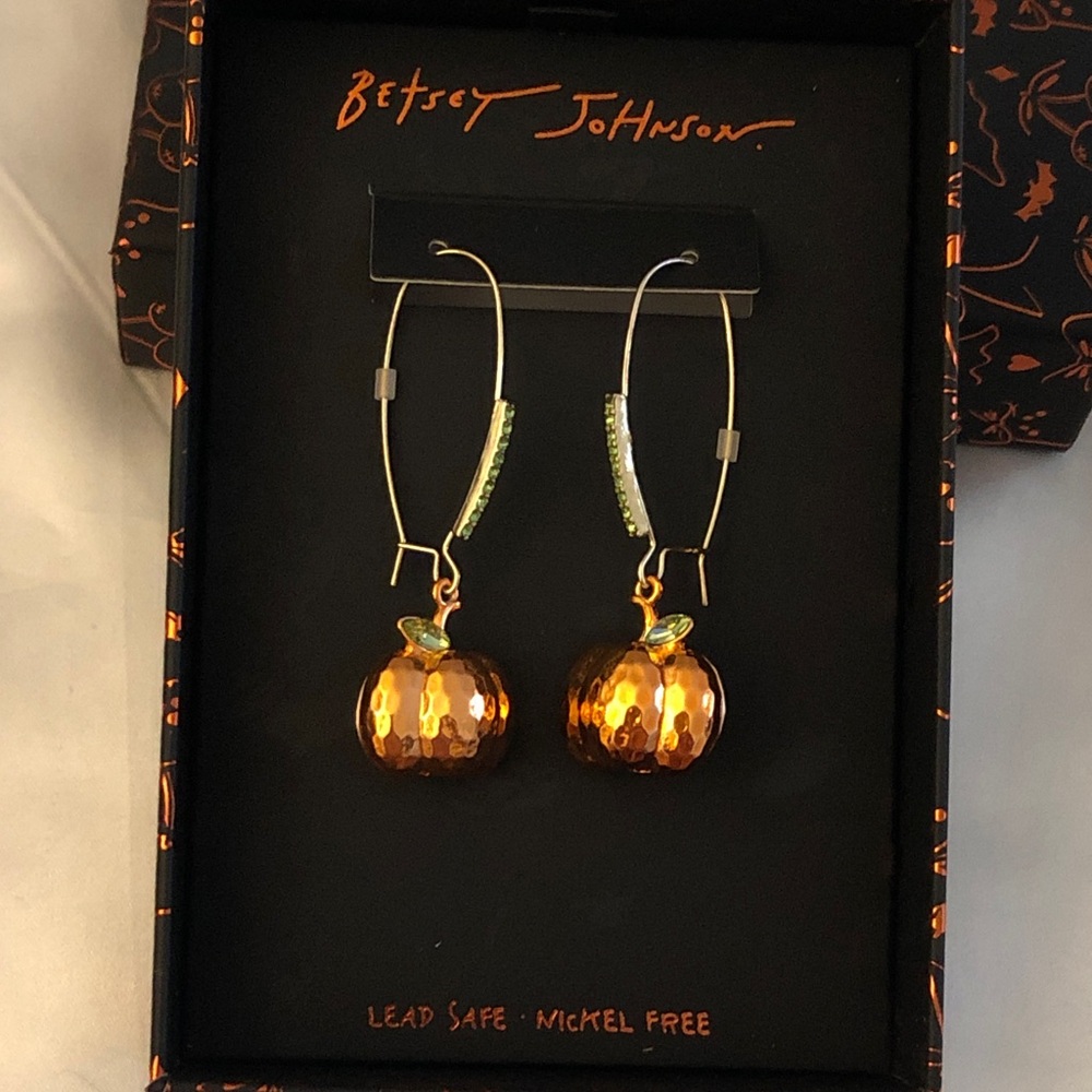 Betsey Johnson Gold Tone & Orange Metallic 3D Pumpkin Drop Earrings Crystal NIB